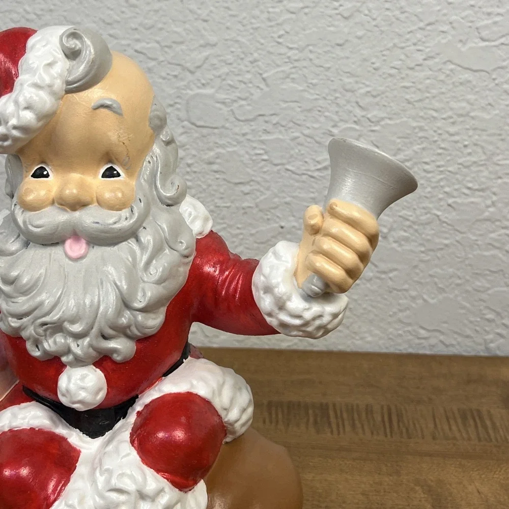 VTG Santa‎ Claus Atlantic Mold Ceramic Sitting on Sack W/ Wind Up Musical Box
